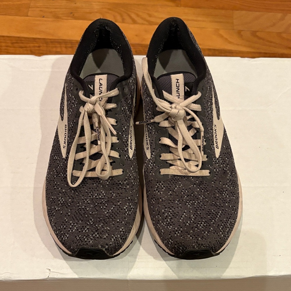 Brooks Launch 7 Black Gray and Pink Athletic Shoes